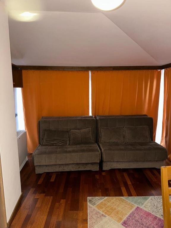 Apartments Prizreni 外观 照片